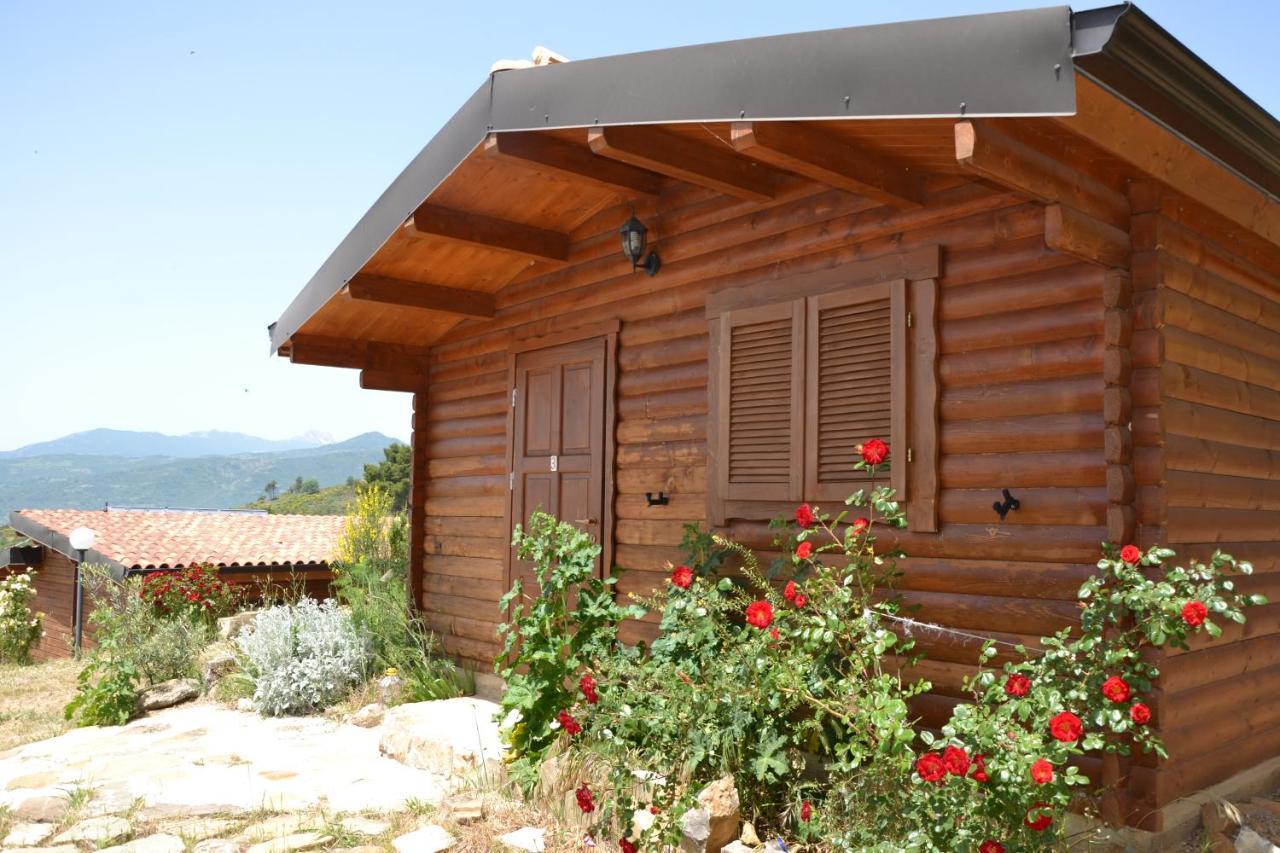 Agriturismo Pinelli Plataci Eksteriør bilde