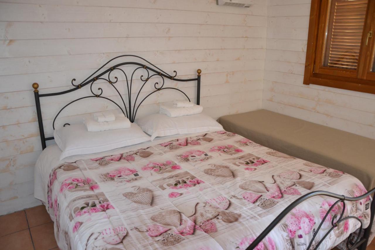 Agriturismo Pinelli Plataci Eksteriør bilde